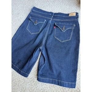 Levis 512 Perfectly Slimming Denim Bermuda Shorts Dark Wash Womens Size 12